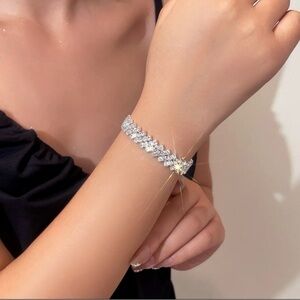 Fashion Jewelry Silver Sparkle Bracelet